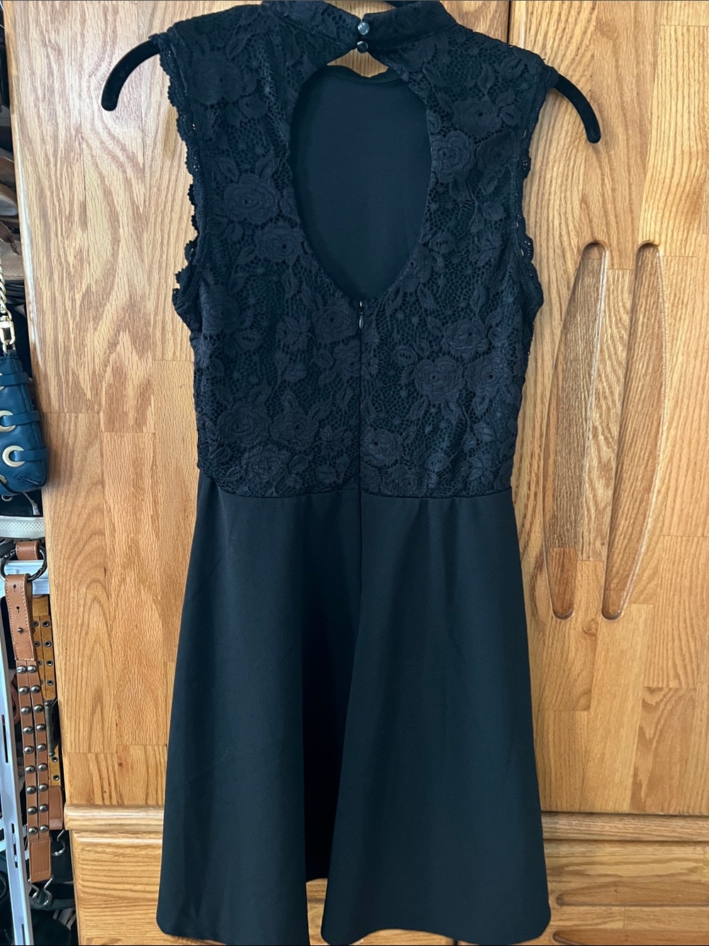 Juniors Lily Rose sleeveless mockneck skater dress - Picture 4 of 8